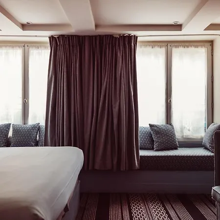 Panache Hotell 4*