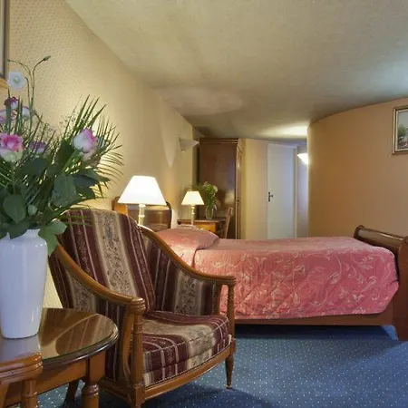 Panache 4*