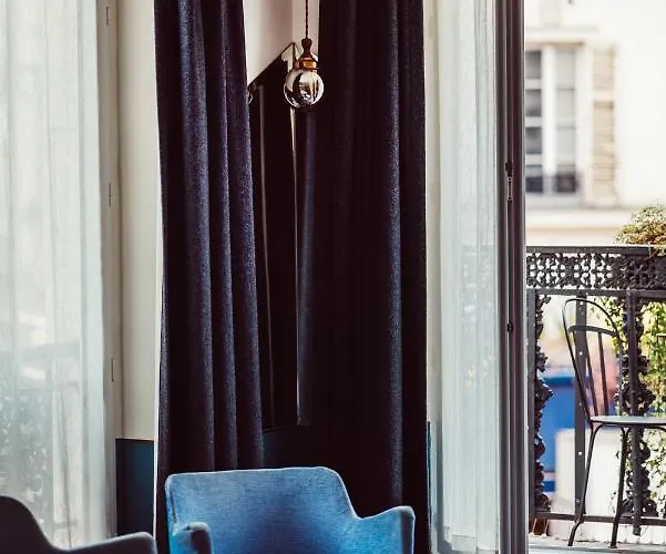 Panache Hotel 4*